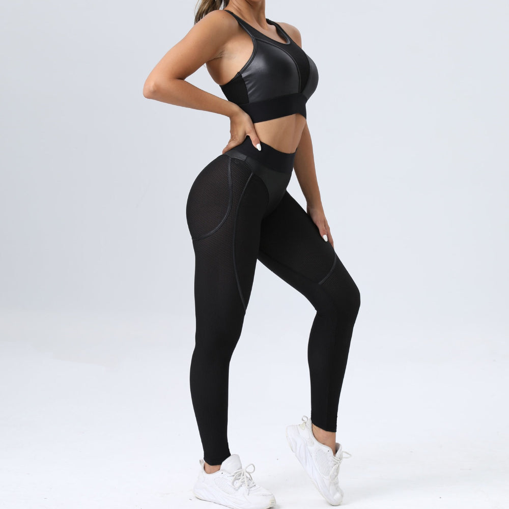 
                  
                    LOLA - die Leggings für den perfekten Pfirsich!
                  
                