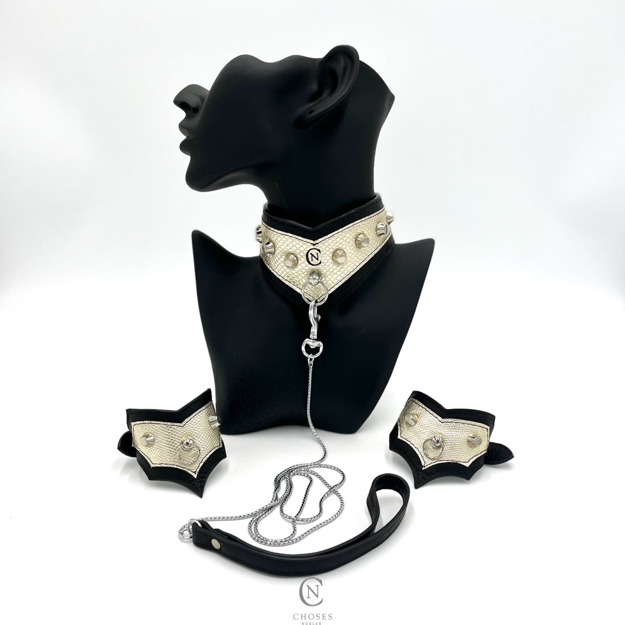 
                  
                    Collier Set "Black Snake"
                  
                